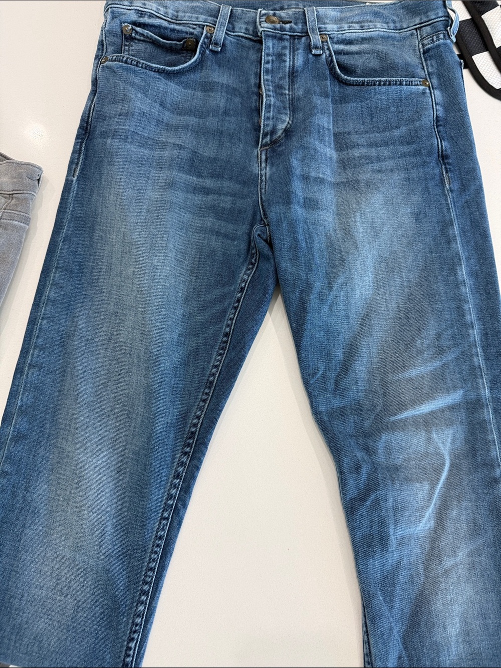 rag & bone Men's Medium Blue skinny straight jeans.